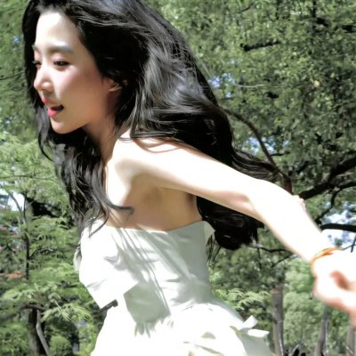 伊萨多拉 封面